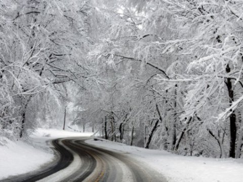 Bəzi rayonlara qar yağıb - FAKTİKİ HAVA