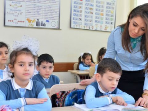 Müəllimin maaşının artması təhsilin problemlərini HƏLL ETMİR