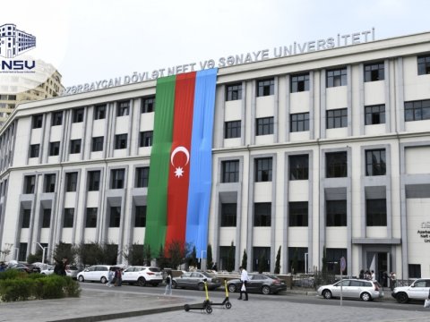 Yeni rektor universitetdə dəyişiklik etmək İSTƏYİR