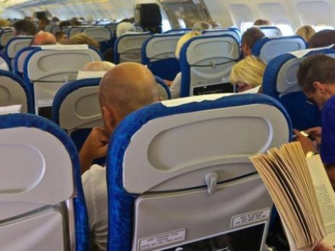 Təyyarədə siqaret çəkmək&nbsp;500 manata başa gələcək