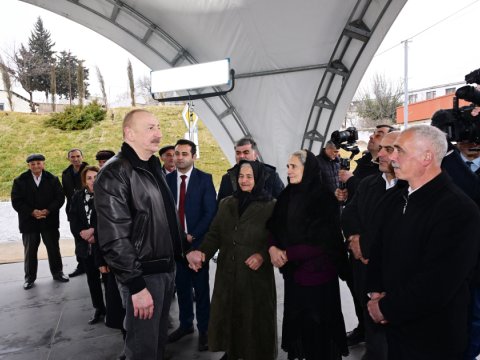 Prezident Ballıca sakinləri ilə bir arada - Səmimi FOTOLAR