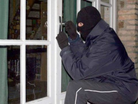 Abşeronda 8 avtomobildən, 6 evdən oğurluq edildi -&nbsp;VİDEO