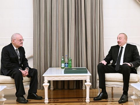 Artur Rasi-zadə İlham Əliyevlə belə görüşdü - VİDEO