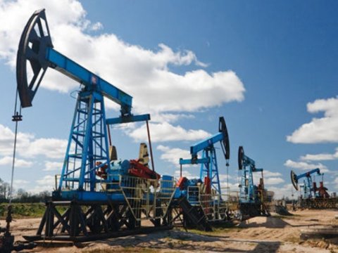 Azərbaycan nefti cüzi bahalaşıb