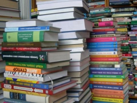 Azərbaycanda dərslik problemi: mövzular səthi, dili çətindir...