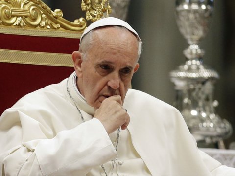 Roma papasının vəziyyəti yenidən PİSLƏŞDİ