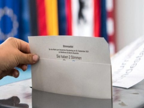 Almaniyada Bundestaqa seçkilər BAŞLADI