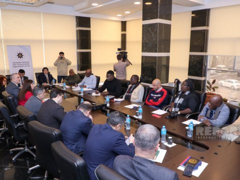 Makronizmdən əziyyət çəkən kiçik ada ölkələri nümayəndələri Bakıda