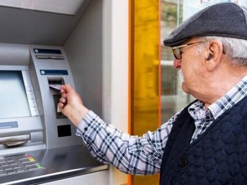 Pensiyalar artımla ödənildi - YENİLƏNİB