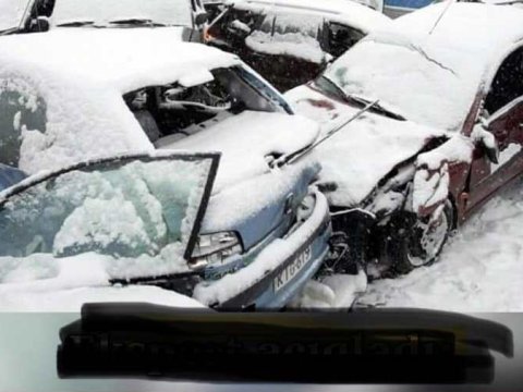 Qarlı-buzlu yollarda zəncirvari qəzalara görə sığortanı kim ödəməlidir?