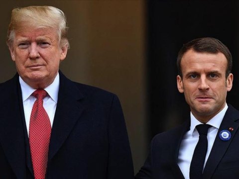 Tramp Makronu iki dəfə alçaldıb