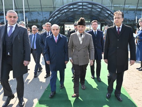 Pakistanın&nbsp;Baş naziri Bakıdan getdi