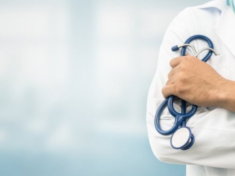 Bölgələrdə həkim çatışmazlığı haqda strategiya hazırlanır