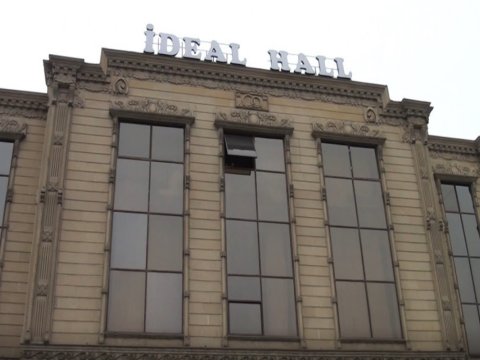 Məhşur şadlıq sarayı BAĞLANDI