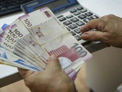 Azərbaycanda onlara 10 min manat veriləcək