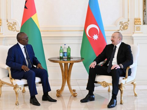 İlham Əliyev həmkarı ilə təkbətək GÖRÜŞDÜ