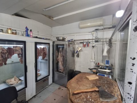 Azərbaycanda mal əti adı ilə at əti SATILIR