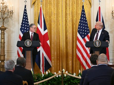 Baş nazirin arvadı gözəldir, çox təsirləndim - Tramp