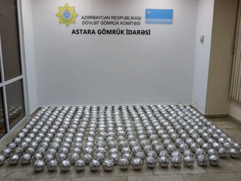 İrandan Rusiyaya gedən maşında 97 kq narkotik AŞKARLANDI