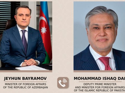 Ceyhun Bayramov Pakistan naziri ilə danışıqlar apardı