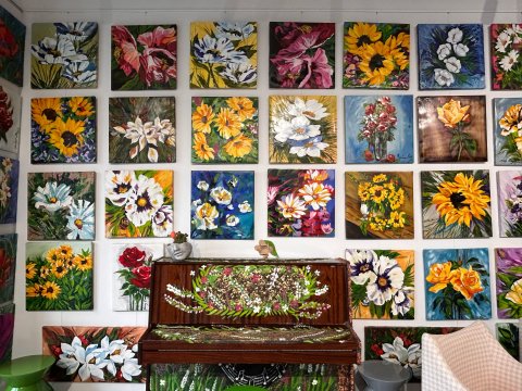 Türk rəssamın sərgisi Bakıda: "Azad Qarabağda da keçirəcəyik"