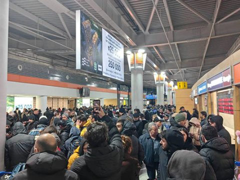 Tbilisi Beynəlxalq Hava Limanında HƏYƏCAN
