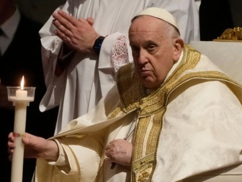 Papa kritik vəziyyətdən çıxa bilmir - Vatikan xəbər yaydı