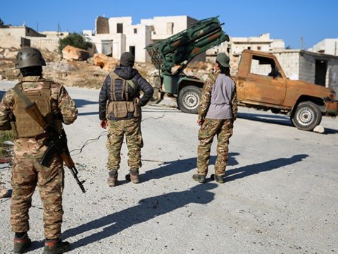 Suriyada təhlükəsizlik qüvvələri ilə silahlı qruplaşma arasında TOQQUŞMA