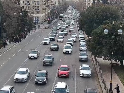 Hazırda tıxac olan yolların SİYAHISI