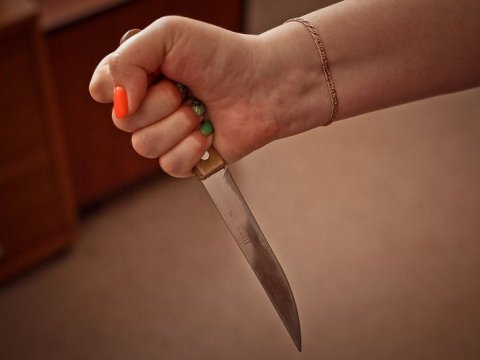 Sumqayıtda bıçaqlanan qadın xəstəxanada yatmaq istəməyib - YENİLƏNİB