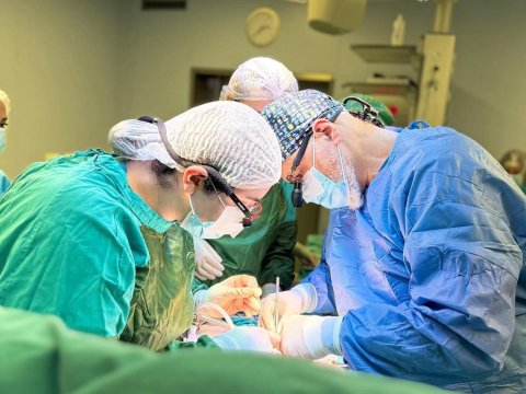 Bakıda atanın böyrəyi oğluna köçürüldü