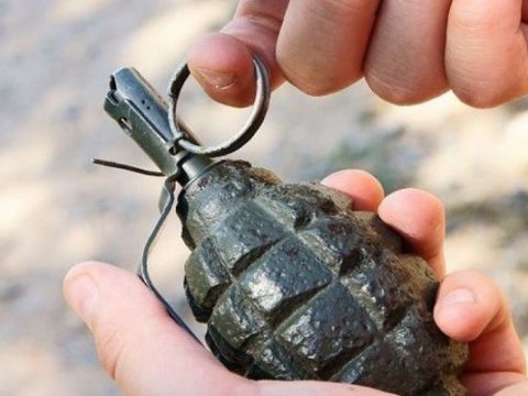 Əlində qumbara partlayan gəncin barmaqları amputasiya edildi