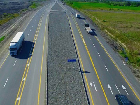 Bu yolda hərəkət 2 aylıq məhdudlaşdırılır