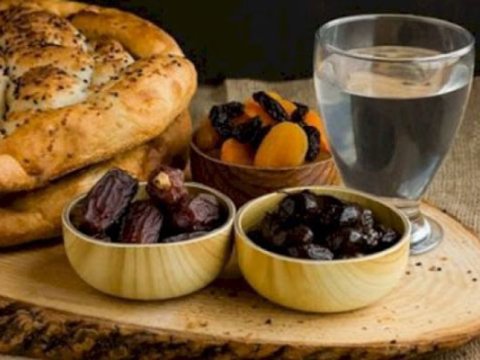 Ramazanın altıncı gününün duası - İmsak və iftar VAXTLARI