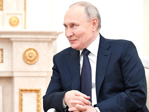 Putin separatçıların yeni "rəhbəri" ilə görüşdü