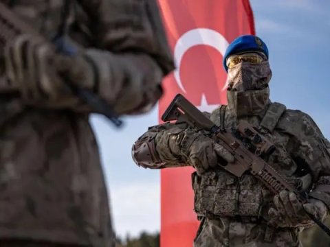 Ukraynaya qoşun göndərilir? - Türkiyə qapıları bağlamır, Rusiya QARŞIDIR