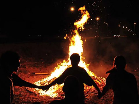 Çərşənbə tonqalında yanan azyaşlı xəstəxanada ÖLDÜ