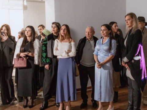 Leyla və Arzu Əliyevalar “Xəyal etmək azadlığı” sərgisində
