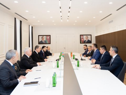 Vilayət Eyvazov Şimali Makedoniyalı həmkarı ilə görüşüb