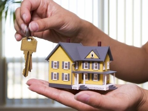 Məcəllə təsdiqləndi: kimlər pulsuz ev alacaqlar?