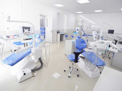 6 özəl stomatoloji müəssisədə nöqsanlar AŞKARLANIB