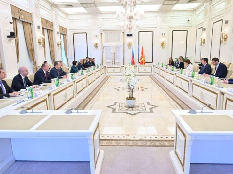 Spiker Şimali Makedoniya Prezidenti ilə görüşdü