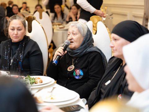 "Veysəloğlu" 100-dən çox şəhid anası və xanımına&nbsp;iftar süfrəsi açdı&nbsp;- FOTOLAR