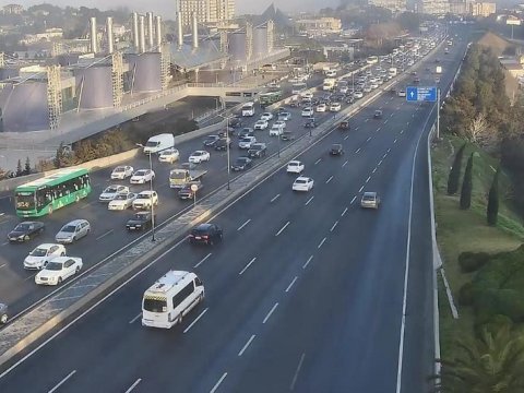 Hazırda bu yollarda tıxac var