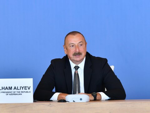 İlham Əliyev korrupsiyaya uğramış siyasətçilərdən DANIŞDI