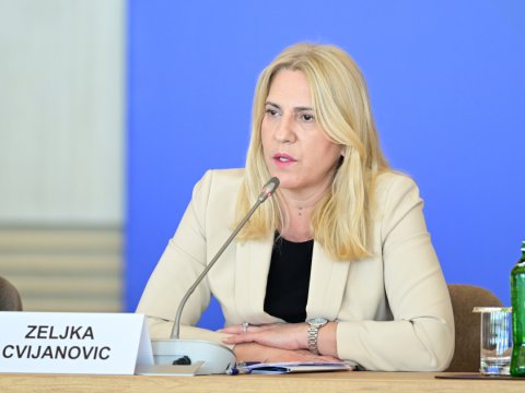 Forumundakı çağırışlar fürsətə çevrilə bilər