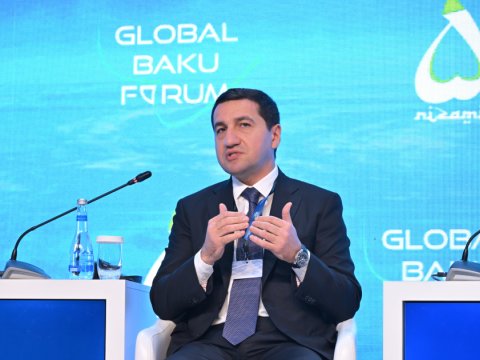 Avropa İttifaqının yeni siyasətini görmək istəyirik - Hikmət Hacıyev