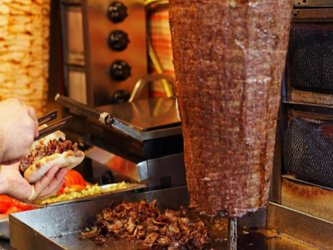 Ağstafada 10 nəfər dönərdən ZƏHƏRLƏNİB