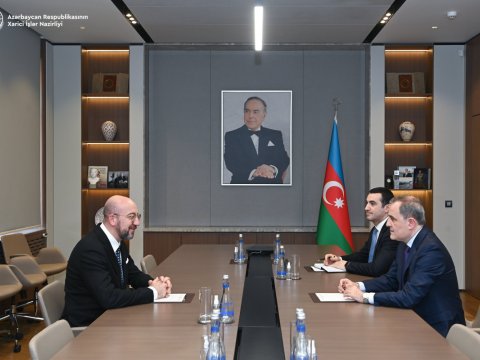 Ceyhun Bayramov Şarl Mişellə görüşüb