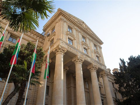 Rəsmi Bakı&nbsp;Qırğızıstan və Tacikistan arasında sərhəd sazişini ALQIŞLADI